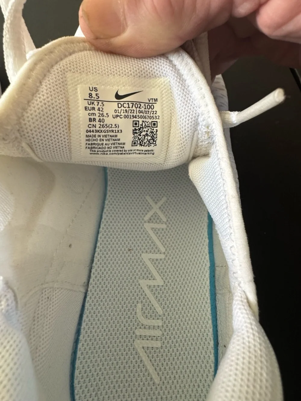 Nike White Air270 Mesh Sneakers with Gum Tip - Picture 5 of 6